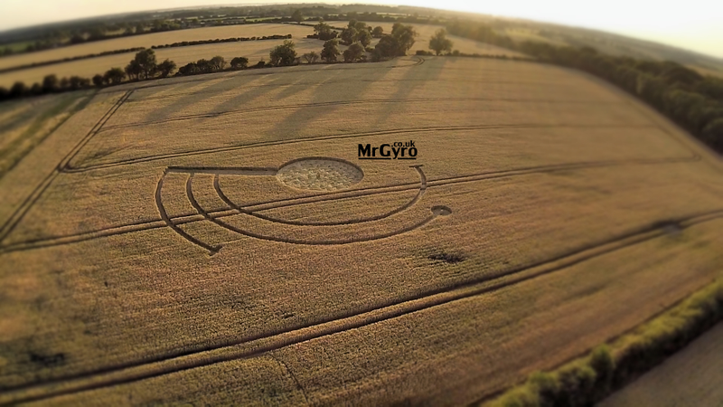 Illustration for article titled The Most Astonishing Crop Circle Artworks of 2014